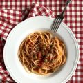 Spaghetti alla Vesuviana con Olive Taggiasche.[...]