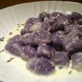 Gnocchi di patate viola al gorgonzola profumati[...]