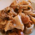 Orzo greco con calamari e verdure