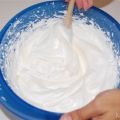Come fare la crema al latte per torte o rotoli