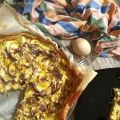 Torta salata con radicchio, funghi e cipolla
