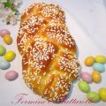 Treccia di pasta lievitata