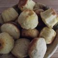 AUGURI A TUTTE LE DONNE E FOCACCINE ALLE PATATE