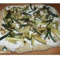 PIZZA CON ZUCCHINE E ASPARAGI