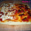 Mezza Pizza Margherita e Mezza Pizza Alici in[...]