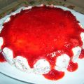 SEMIFREDDO STRACCIATELLA CON SALSA DI FRAGOLE