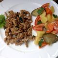 Straccetti di maiale con salsa di soia e shiso[...]