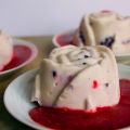 ROSE DI PANNA COTTA AI FRUTTI DI BOSCO CON[...]