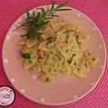 Farfalle con tonno e zucchine.