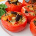Pomodori con ripieno di burrata e melanzane al[...]