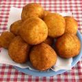 Arancini di riso al ragù