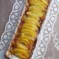 Crostata al cacao, miele e pere cotogne
