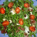 BRESAOLA CON RUCOLA GRANA E POMODORINI
