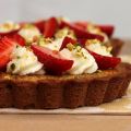 Tortine al cioccolato fragole e pistacchio