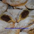 MEZZELUNE DOLCI ALLA RICOTTA, CIOCCOLATO E[...]