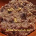 Risotto al radicchio e vino rosso, con noci e[...]