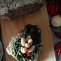 Bruschette con purea di cannellini e cicoria di[...]