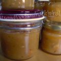 Marmellata piccante di kaki e noci