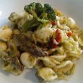 ORECCHIETTE CON ASPARAGI,BROCCOLETTI E[...]