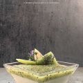Budino di kefir e miele con salsa al kiwi