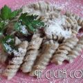 Fusilli con crema di funghi porcini