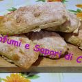 Pane di semola con i cicoli di maiale