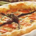 Torta rustica salmone e asparagi