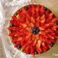 Crostata al farro con crema al cocco e fragole