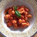 Gnocchi di ricotta con salsa di pomodoro e[...]