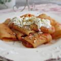 PACCHERI CON SUGO DI POMODORO PICCANTE,[...]