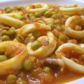 Calamari in umido con piselli