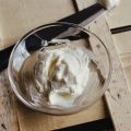 1 Ingredient Homemade Cream Cheese/Formaggio[...]