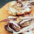 Crostoni con radicchio trevigiano IGP, miele[...]