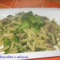 pennette con broccoletti e salsiccia
