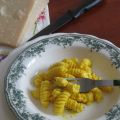 Fusilli con crema di Parmigiano e zafferano