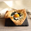 Mini spanakopita con uova di quaglia per[...]