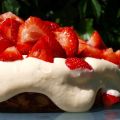 Torta mazarin con fragole e crema alla vaniglia