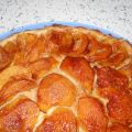 Crostata con pesche e cannella