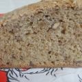 Pane con farina di cereali,noci e semi di[...]