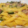 Garganelli all'uovo con zucchine e speck