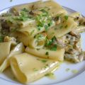 PACCHERI ALLE VONGOLE