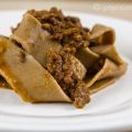 Pappardelle con farina di castagne e ragù[...]