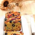 Cake ai peperoni, olive e Pecorino Toscano