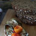 Bruschetta di pane di semi vari con stracchino,[...]