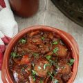 Spetsofái– Stufato di salsiccia di maiale e[...]