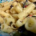 Maccheroni freddi con melanzane grigliate e[...]