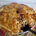 TIMBALLO DI PASTA CON SUGO AL POMODORO, PISELLI[...]
