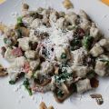 Gnocchi di grano saraceno con funghi, spinaci e[...]