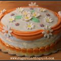 Torta con drappeggio