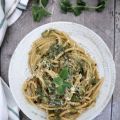 Spaghettoni con zucchine romanesche, pesto di[...]